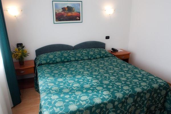 马金酒店 Novigrad Istria 客房 照片